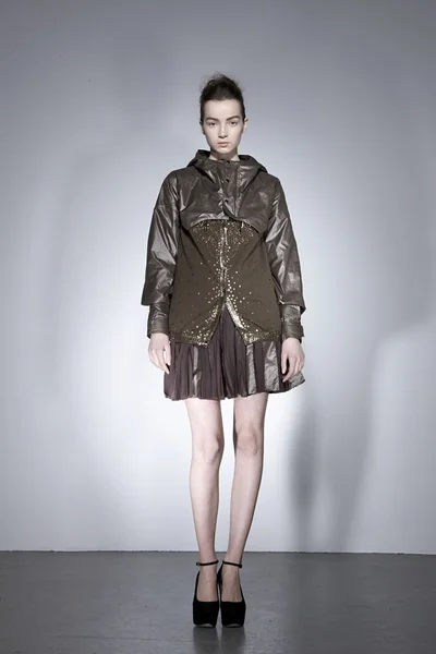 Look 14